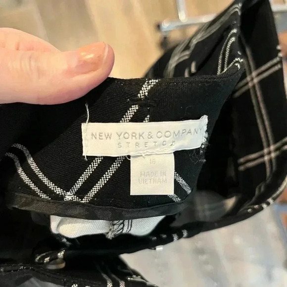 Cute Pants - Size 16 - Picture 3 of 5